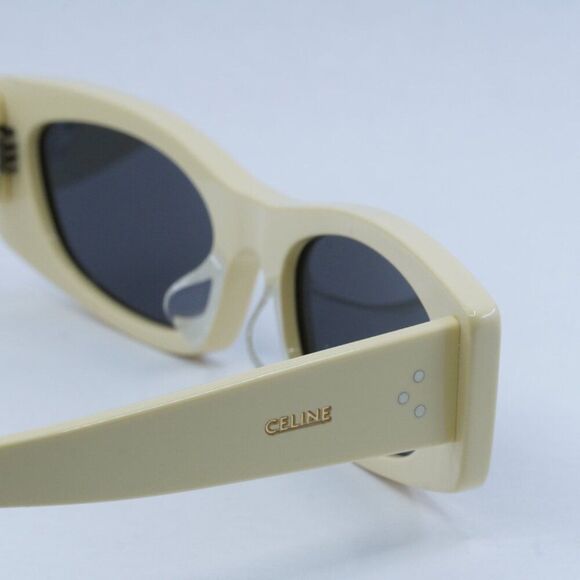Celine CL40245U 39A Sunglasses Shiny Butter Rectangle Frame, Smoke Lenses - Picture 11 of 13